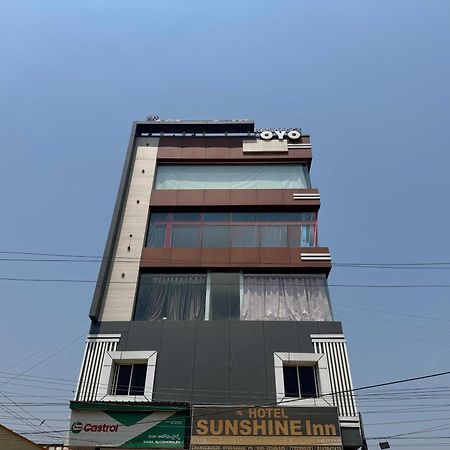 Spot On Sunshine Inn Hyderabad Exterior foto